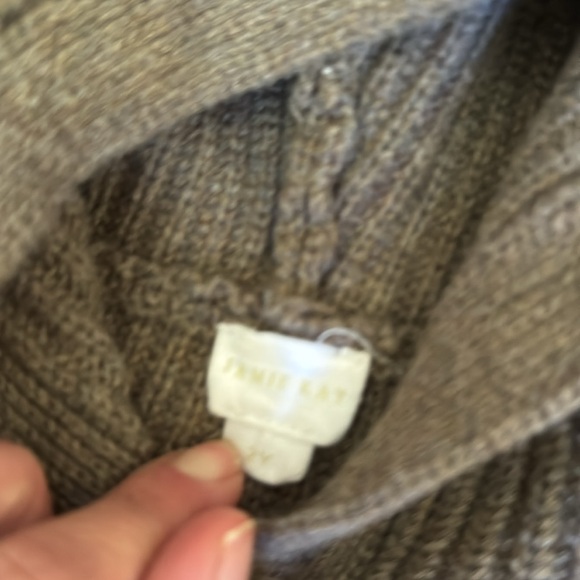 Jamie Kay Cardigan - Picture 2 of 4